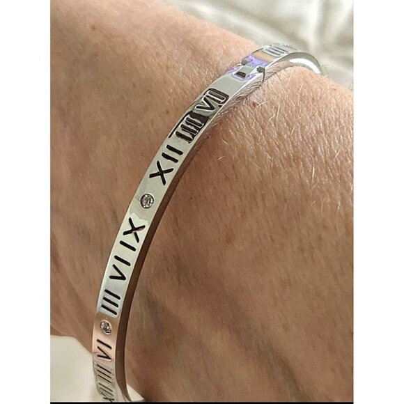 White Gold Roman Numeral Bangle Bracelet Cubic Zirconia Stackable womens jewelry - Picture 5 of 9